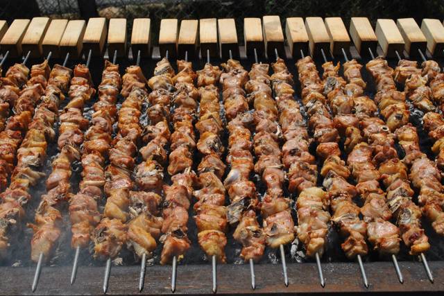 Pinchos de Lechazo