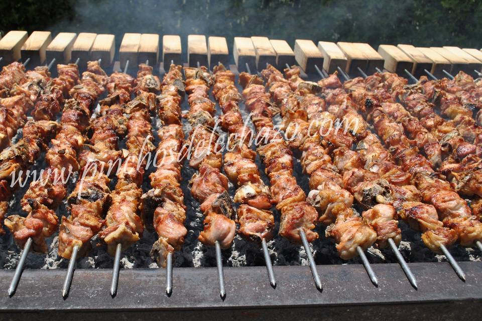 Pinchos de lechazo