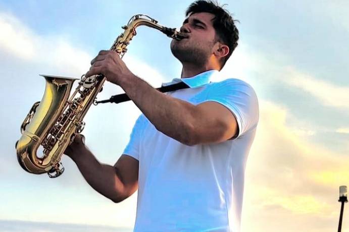 Reyes Sax