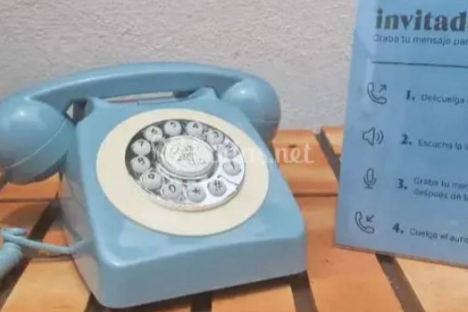 Teléfono azul