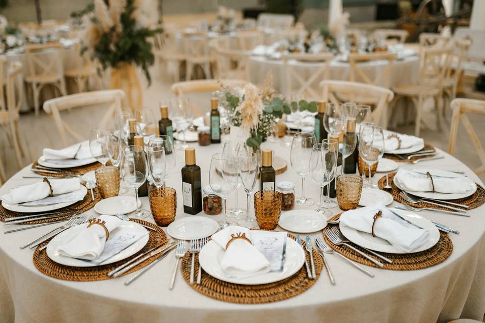 MESAS INVITADOS