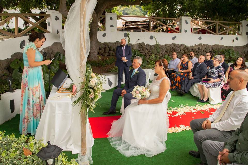 Camino hacia el altar