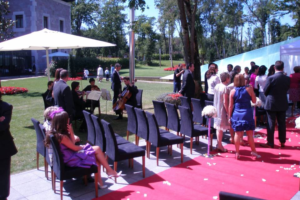 Agaude. Cuarteto de Cuerda en Ceremonia