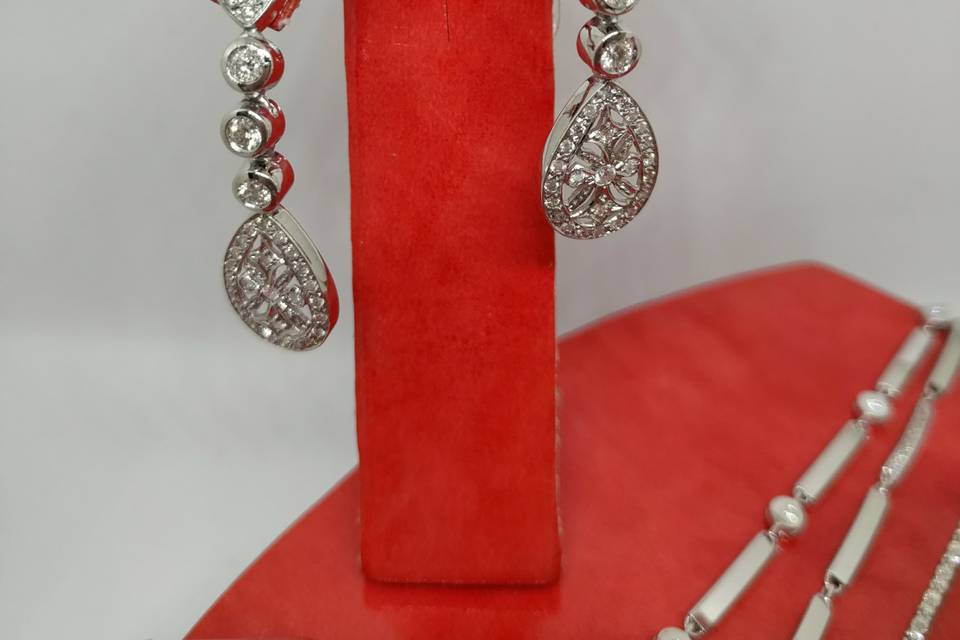 Pendientes de oro blanco y diamante