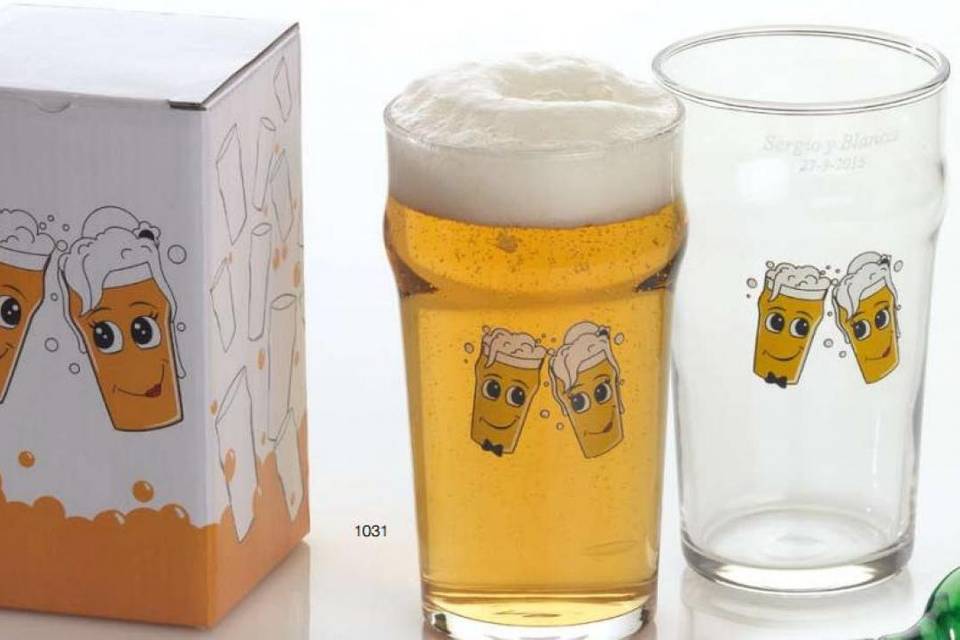 Vasos de cervezas