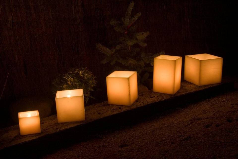 Velas cúbicas huecas