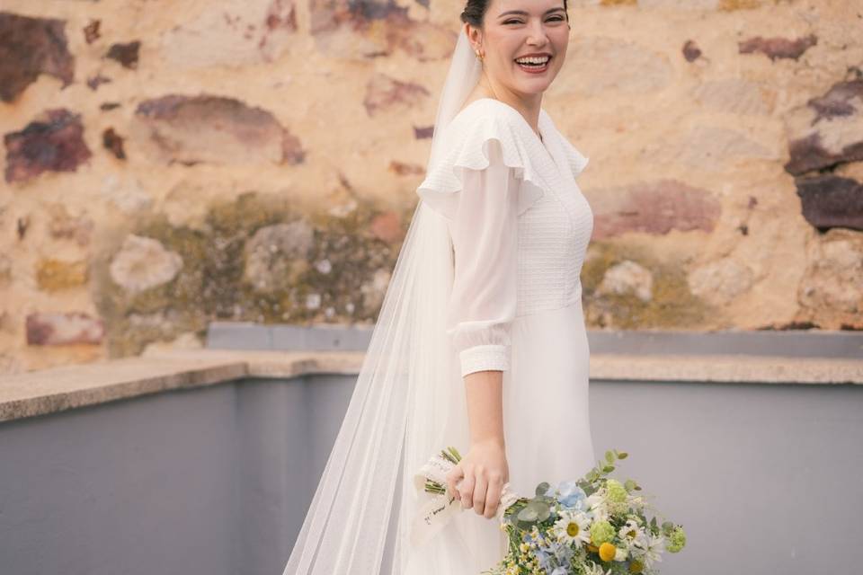 LAURA