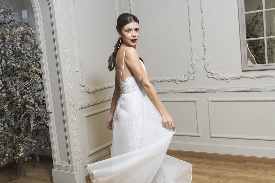 Modelo Silk•Bridal 2024