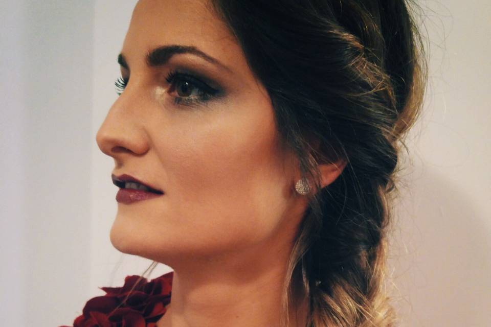 Maquillaje y peluquería de invitada