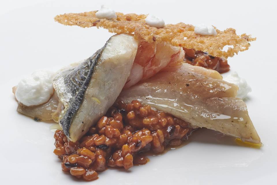 Dorada con arroz caldero