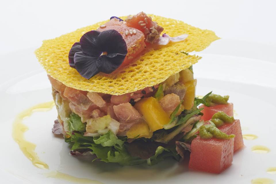 Tartar de salmón