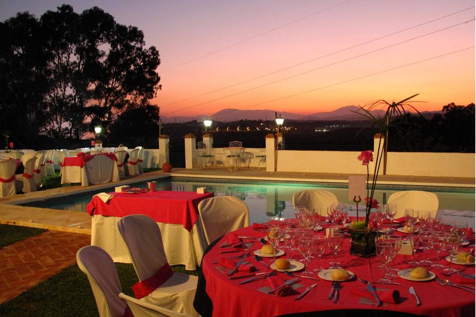 Banquete en el jardín