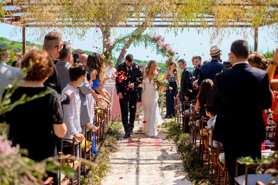 ¡Viva los novios!