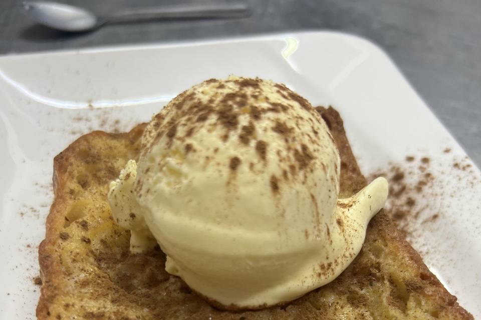 Torrija con helado