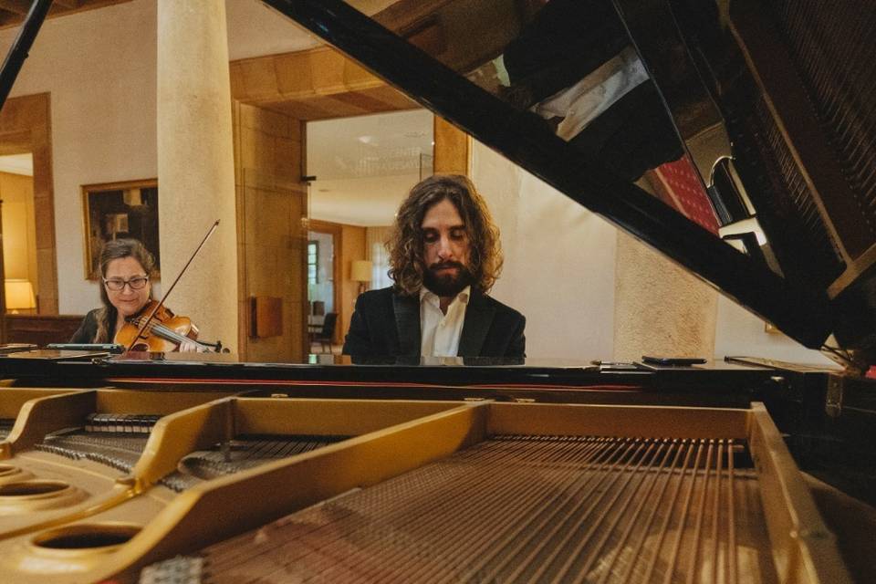 Diego Ena Piano