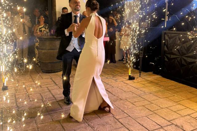 Baile con Fuego Frio