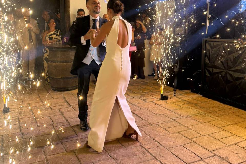 Fuego Frio+Pareja Disfrutona