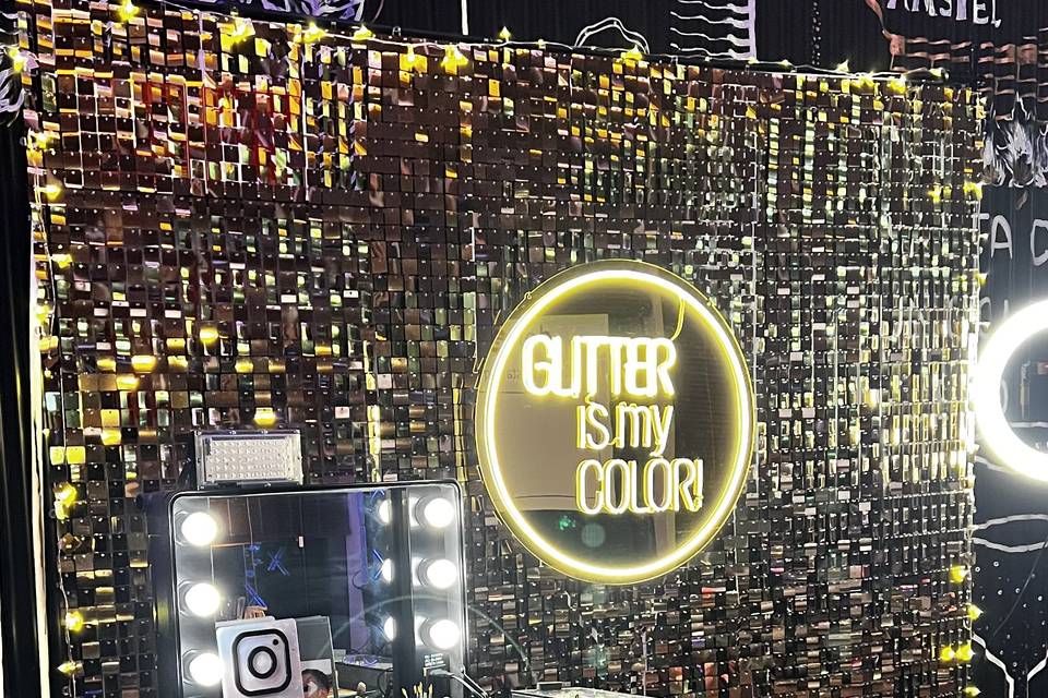 Glitter Glamour Golden