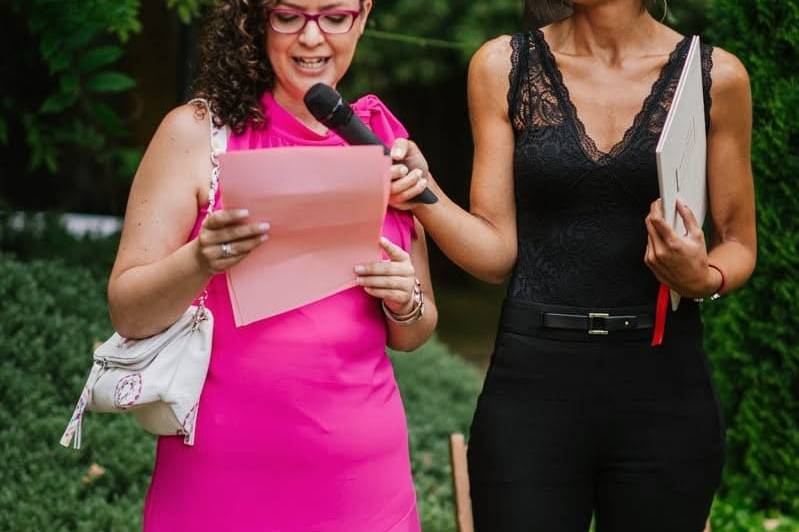 Lectura de su amiga