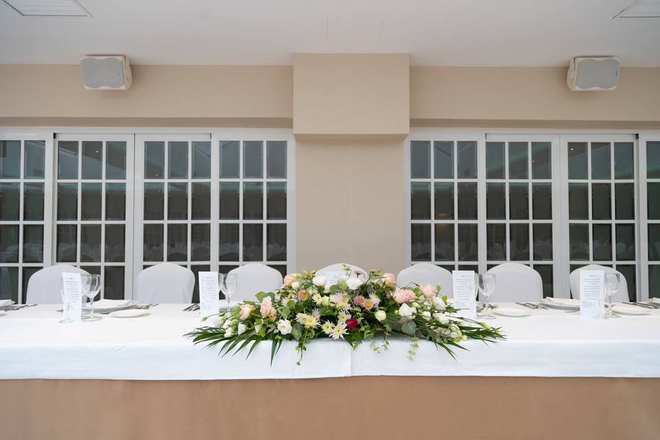 Detalle de mesa de banquete