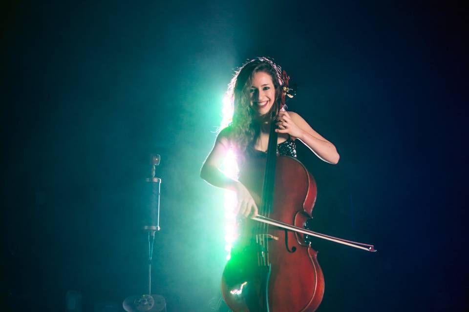 Cello acústico sesión