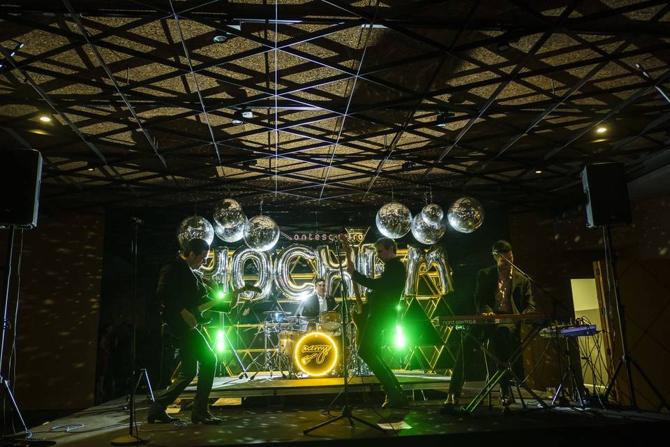 Noche M - Montesqueiro