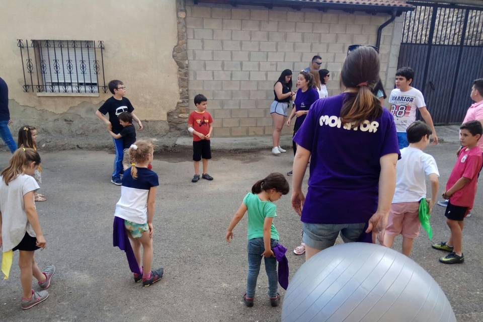 Jugando con una gran pelota