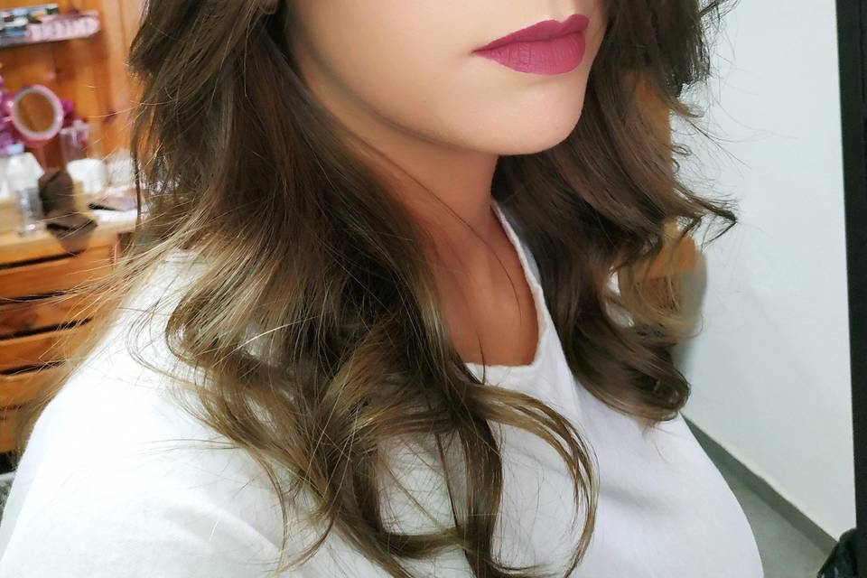 Maquillaje y peluquería