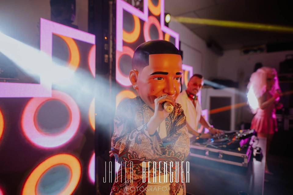 Hora loca daddy yankee