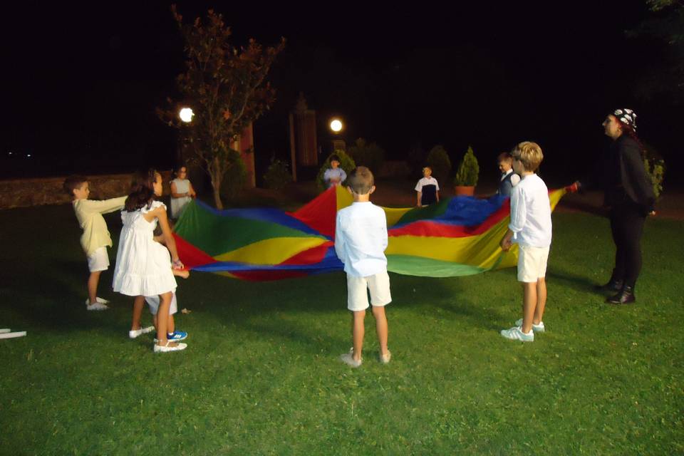 Juegos con el paracaidas