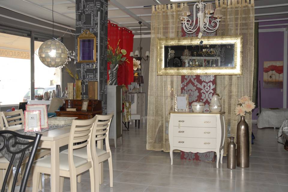 María Cornejo - Muebles y decoración