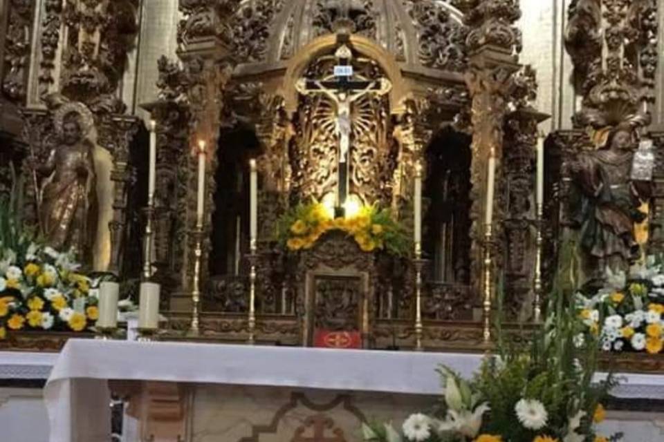 Interior de la iglesia