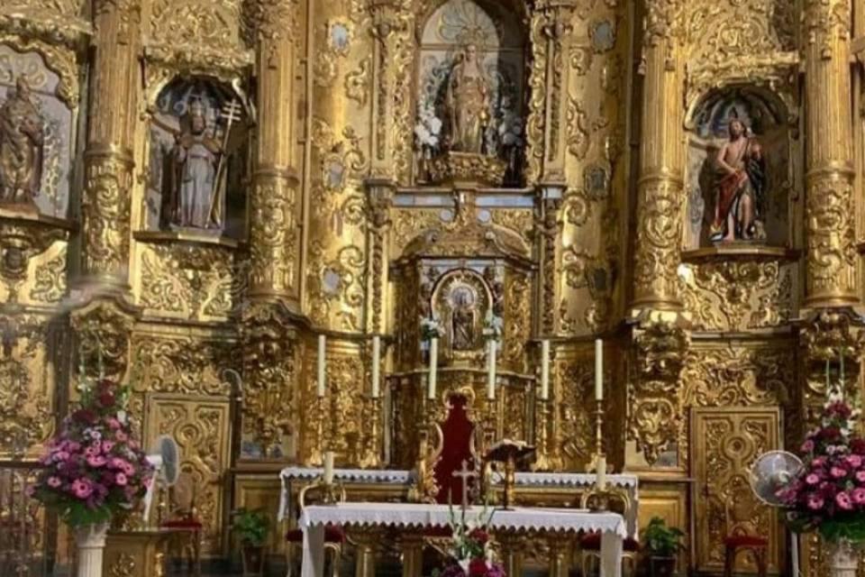 Interior de la iglesia