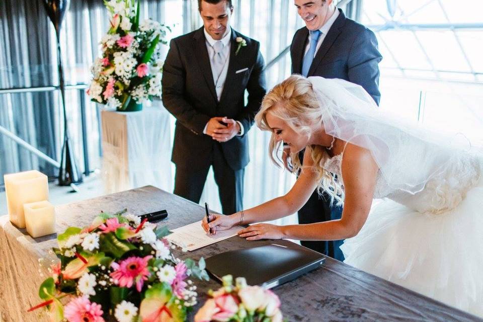 Maestro de Ceremonias y Oficiante de Bodas