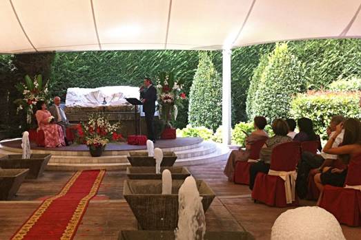 Maestro de Ceremonias y Oficiante de Bodas