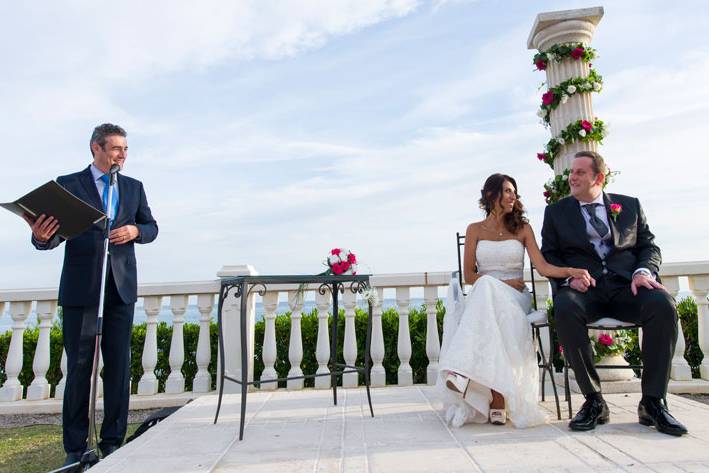 Maestro de Ceremonias y Oficiante de Bodas