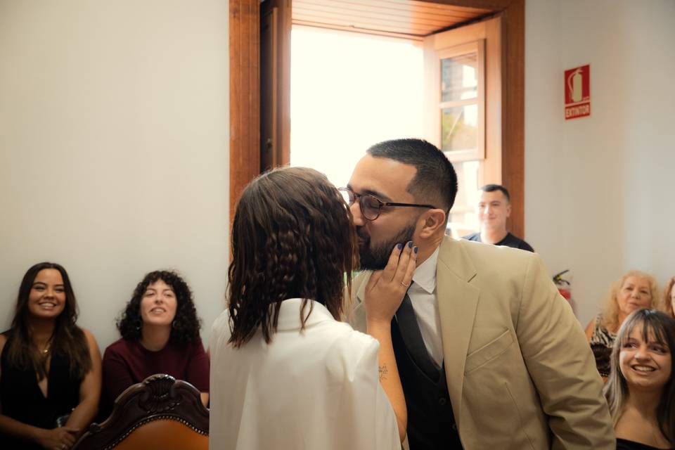 Boda Civil-Beso