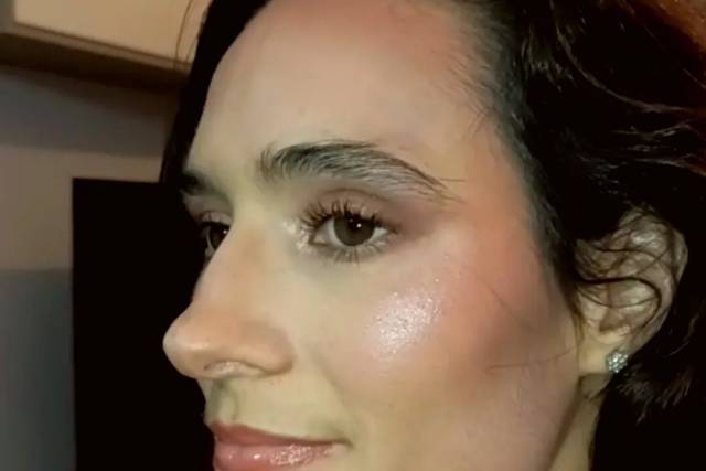 Maquillaje básico de novia
