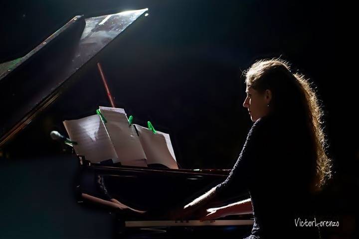 Andrea González - Pianista para bodas