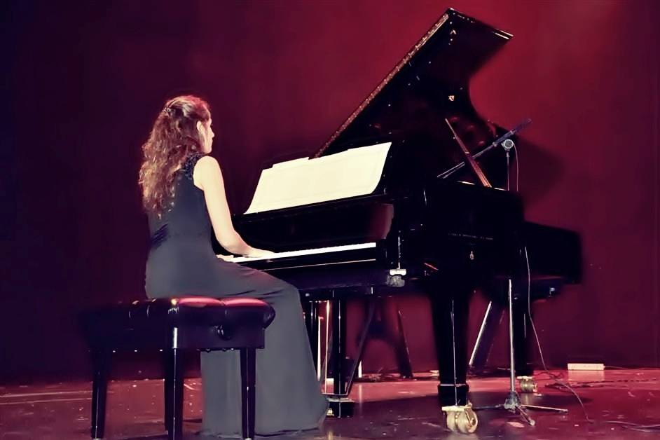 Andrea González - Pianista para bodas