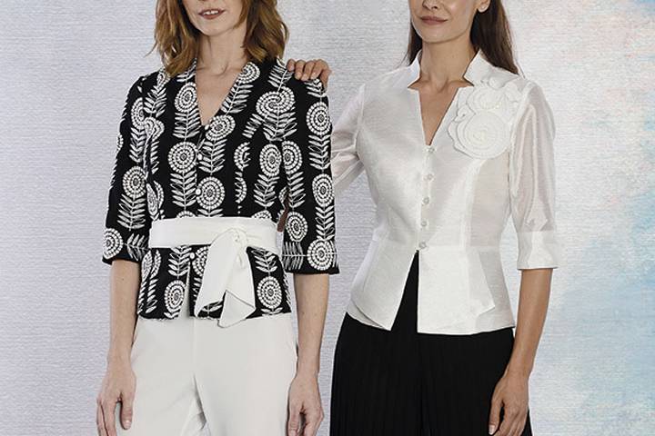 Blusa estampada blanca y negra
