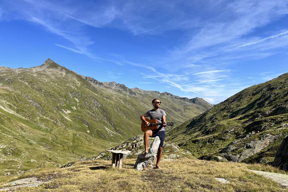 Alpes con la guitarra