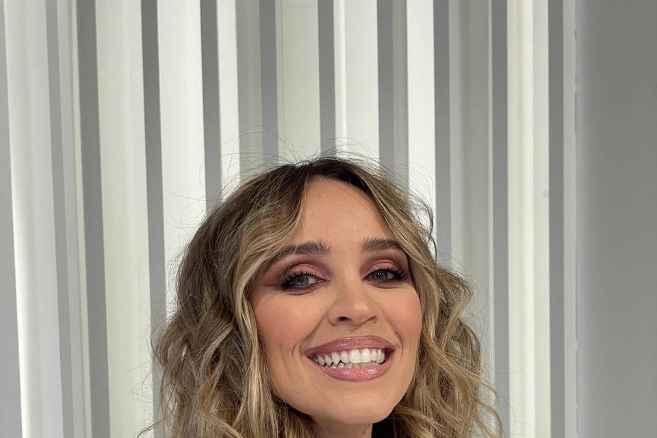 Maquillaje y peluquería evento