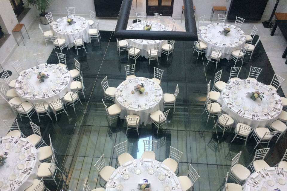Banquete patio romano