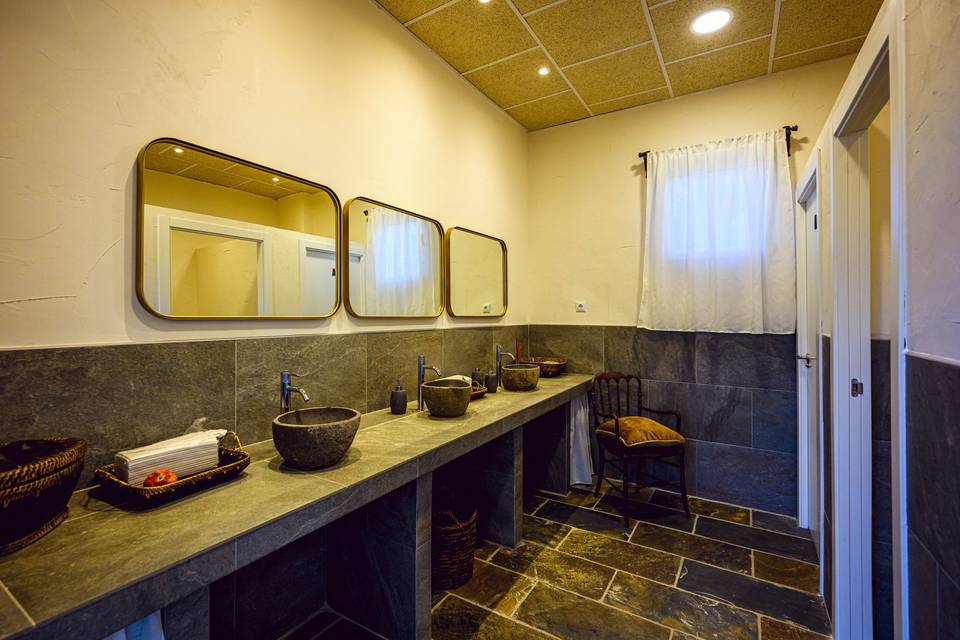 Baño de invitados