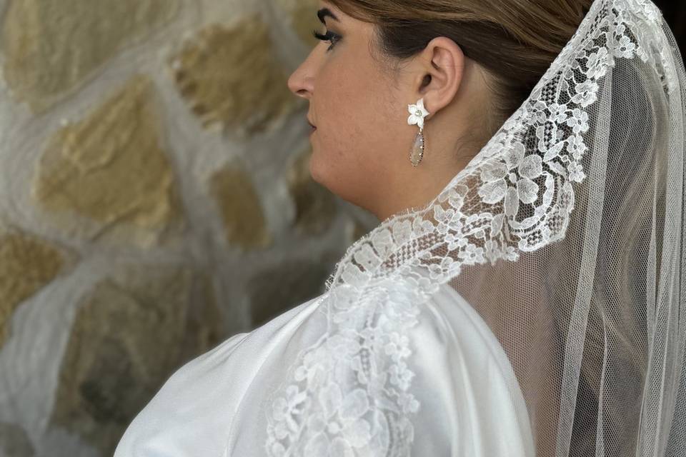 Maquillaje novia y peinado