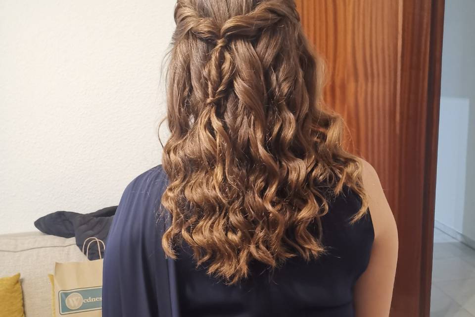 Semirecogido con ondas