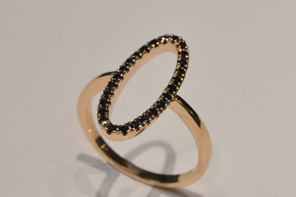 Oro rosa y diamantes negros