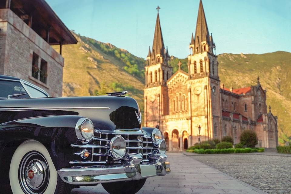 Vehículos de Boda en Covadonga