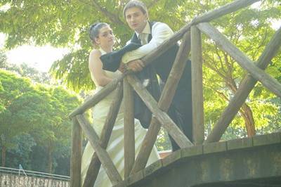 Los novios en la postboda